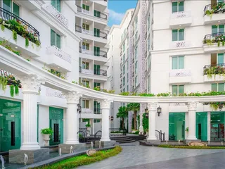 Резиденция с бассейнами, садами и круглосуточной охраной в центре Паттайи, Таиланд