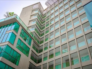 Элитная резиденция с бассейном и садом рядом с пляжем, Паттайя, Таиланд