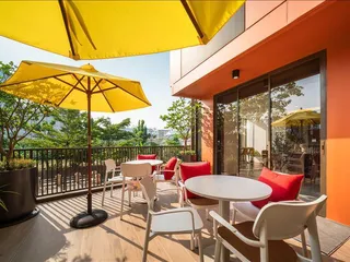 Резиденция с бассейном и круглосуточной охраной, Бангкок, Таиланд