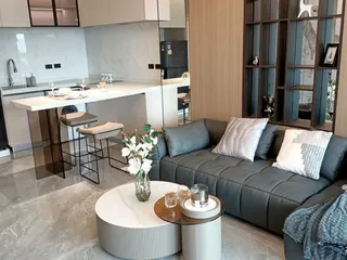 Новый жилой комплекс квартир с личными бассейнами на первой линии от пляжа в Чалонге, Пхукет, Таиланд