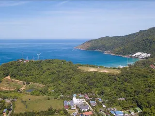 Охраняемая резиденция с бассейнами в 800 метрах от пляжа, Пхукет, Таиланд