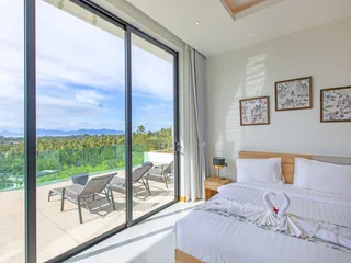 Новый жилой комплекс вилл с бассейнами и видом на море в Маенаме, Самуи, Сураттхани, Таиланд