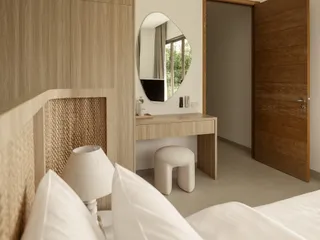 Эксклюзивный жилой комплекс вилл с бассейнами и видом на море в пешей доступности от пляжа Най Тон, Пхукет, Таиланд