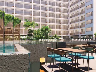 Современный жилой комплекс с большим бассейном напротив торгового центра в Чалонге, Пхукет, Таиланд