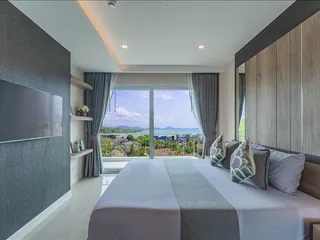 Новая резиденция с бассейнами и садами в 250 метрах от побережья, в 10 минутах ходьбы от международной школы, Пхукет, Таиланд