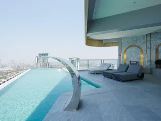 Новая высотная резиденция класса люкс на первой линии у моря, в престижном районе Джомтьен, Паттайя, Таиланд