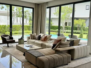 Комплекс вилл с бассейном, парком и озером рядом с пляжем и яхт-клубом, Паттайя, Таиланд