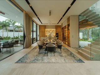 Комплекс вилл с бассейнами в удобном районе Пхукета, Таиланд