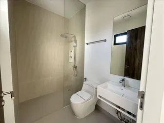 Комплекс вилл с бассейнами в спокойном районе, Пхукет, Таиланд