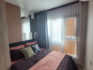 Высотный жилой комплекс с хорошей инфраструктурой в Сухумвит, Бангкок, Таиланд