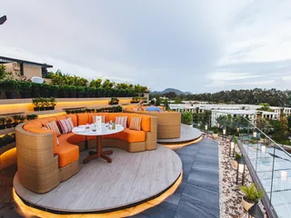 Современный жилой комплекс с широким спектром услуг недалеко от пляжа Раваи, Пхукет, Таиланд