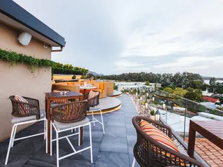 Современный жилой комплекс с широким спектром услуг недалеко от пляжа Раваи, Пхукет, Таиланд