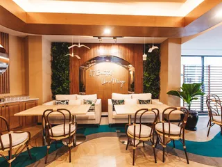 Современный жилой комплекс с широким спектром услуг недалеко от пляжа Раваи, Пхукет, Таиланд