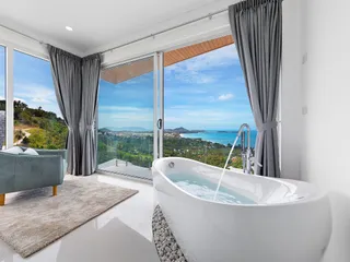 Двухэтажная меблированная вилла с панорамным видом на море недалеко от пляжа Чавенг, Самуи, Таиланд