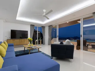 Двухэтажная вилла с бассейном недалеко от международной школы и пляжа Чавенг, Самуи, Таиланд