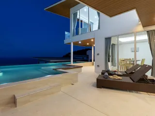 Двухэтажная вилла с бассейном недалеко от международной школы и пляжа Чавенг, Самуи, Таиланд