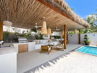 Трехэтажная вилла с бассейном и отдельной студией, Самуи, Таиланд