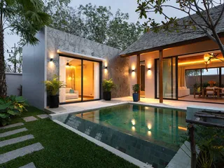 Современный комплекс тропических вилл с бассейнами в Пасаке, Пхукет, Таиланд