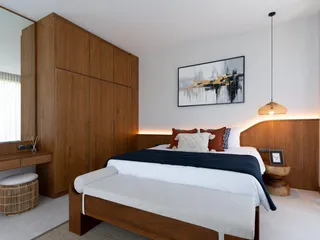 Современный комплекс тропических вилл с бассейнами в Пасаке, Пхукет, Таиланд