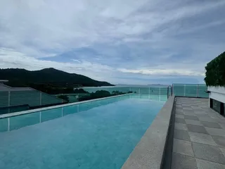 Двухкомнатная квартира с двумя балконами в новой резиденции премиум класса, в 100 метрах от пляжа, Паттайя, Таиланд