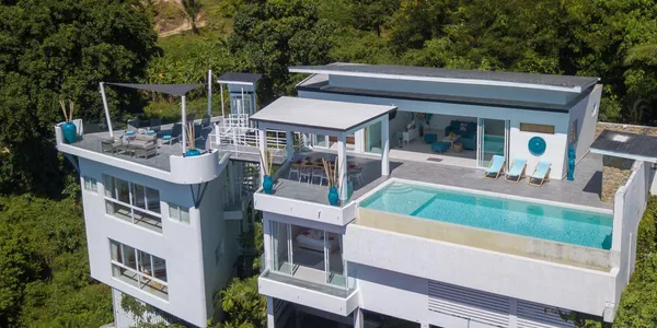 Стильная просторная вилла с бассейном и панорамным видом на море на Самуи, Сураттхани, Таиланд