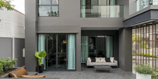 Комплекс вилл с бассейнами, зонами отдыха и клубными домами, Бангкок, Таиланд