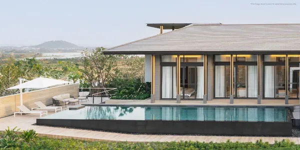 Комплекс вилл с бассейном, парком и клубным домом, Паттайя, Таиланд