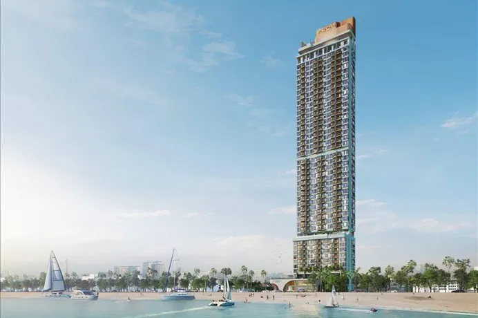 Высотная резиденция на берегу моря с бассейнами и садами, Джомтьен, Таиланд