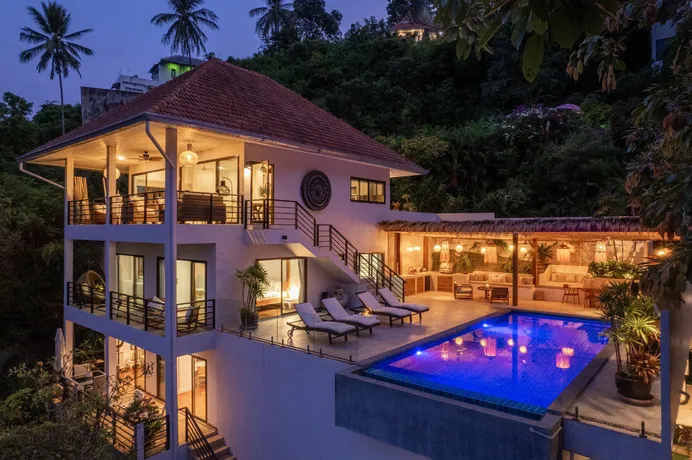 Трехэтажная вилла с бассейном и отдельной студией, Самуи, Таиланд